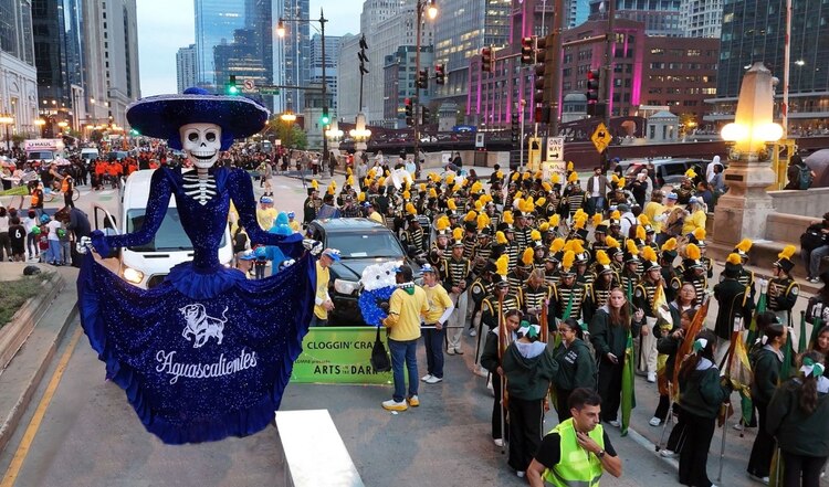 Desfile “Arts in the Dark”