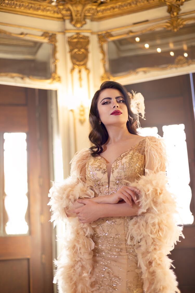 Argentina Durán posó con esta vestimenta para la portada del álbum.