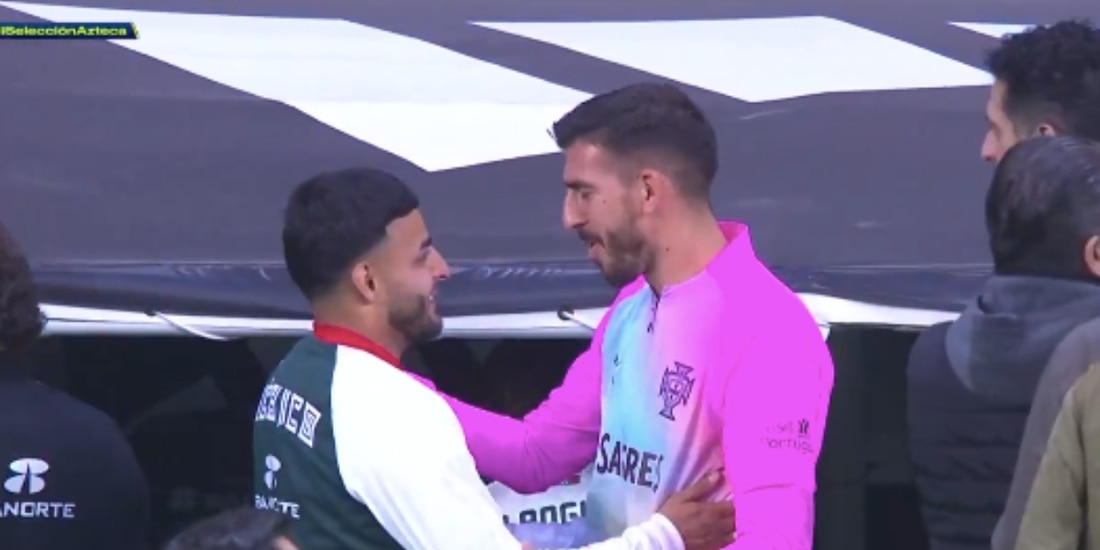 Alexis Vega y Paulinho se dieron un emotivo saludo en el México vs Portugal.