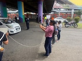 Manifestantes bloquean avenida Central a la altura del Metro Ecatepec.
