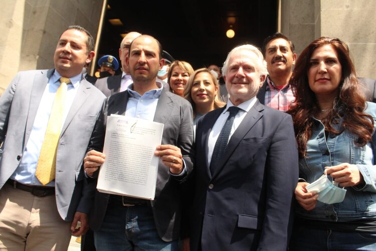 Va por México presenta acción de inconstitucionalidad por publicidad en revocación de mandato