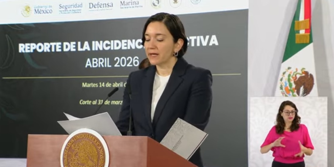 Marcela Figueroa, titular de la SESNSP, expone cifras en la conferencia matutina.