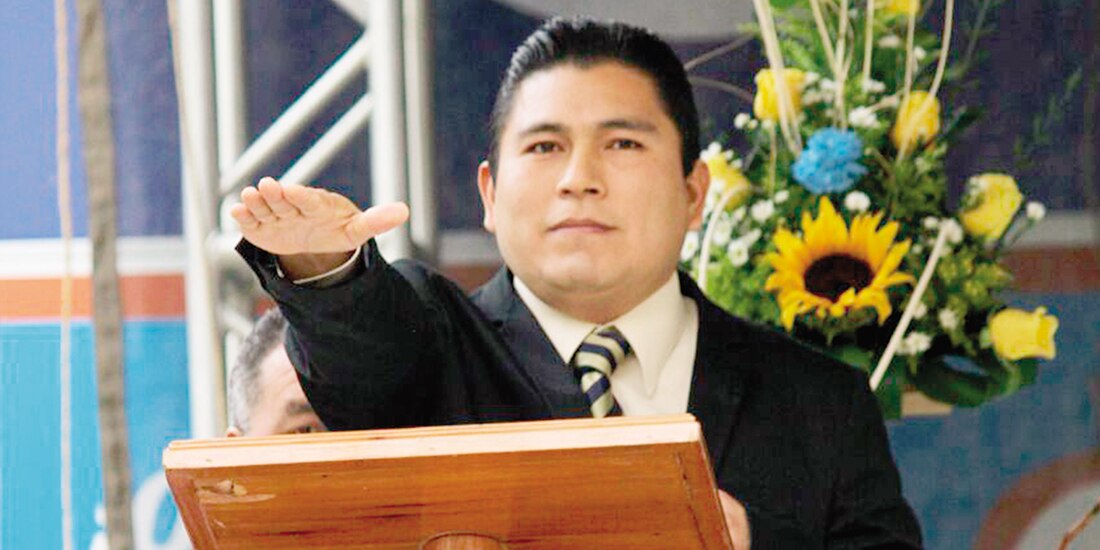Juan Carlos Mezhua, exalcalde de Zongolica, Veracruz, en su toma de protesta el 1 de enero del 2018.