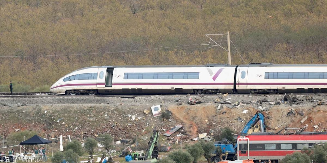 Sigue la búsqueda de mexicano desaparecido tras choque de trenes en España.