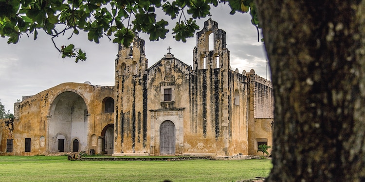Convento de San Miguel Arcángel en Maní, Yucatán.