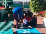 Capturas del video donde le niegan atención a un paciente.