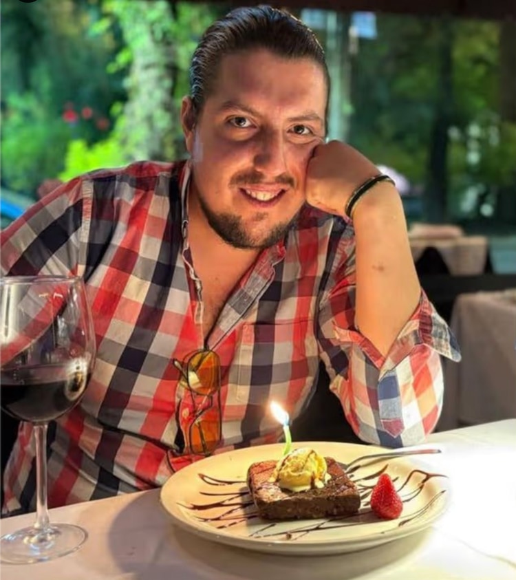 Él es Luis Rodríguez, novio de Cynthia Klitbo