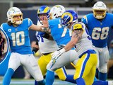 Jugadores de Los Angeles Chargers se quedan atorados en el elevador del hotel