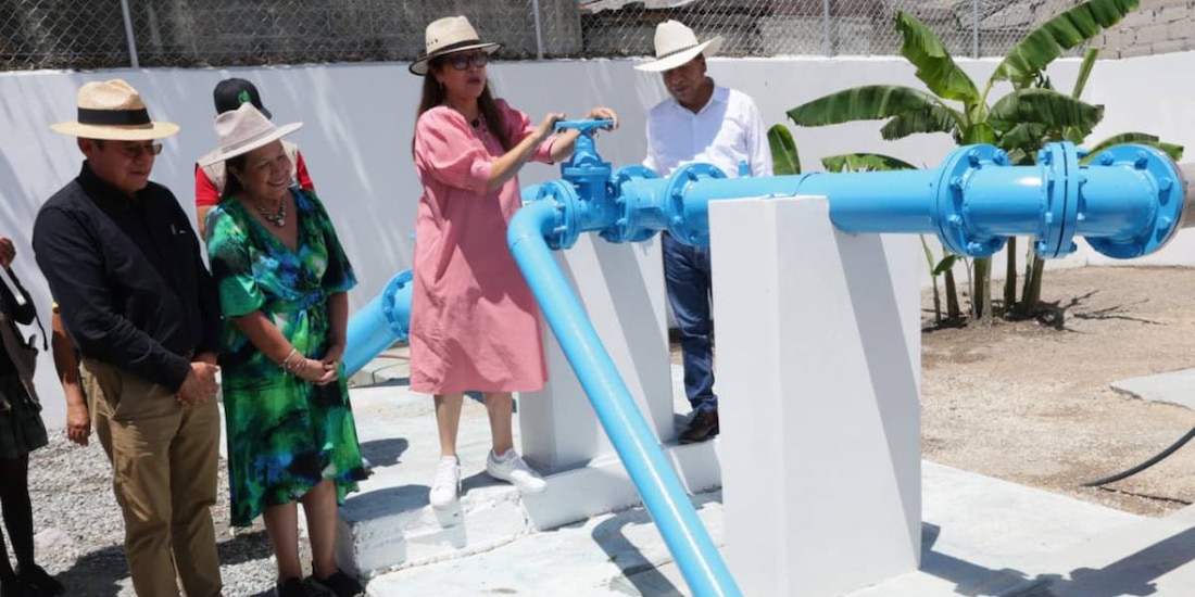 La presidenta municipal, Azucena Cisneros Coss, sostuvo mesas de trabajo con la titular de la Secretaría de Gobernación, Rosa Icela Rodríguez.