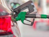 Gobierno extiende estrategia para mantener gasolina regular debajo de 24 pesos