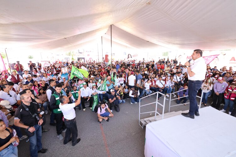 Alejandro Armenta anuncia el Hospital del Adulto Mayor en Puebla