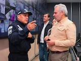El gobernador Alfredo Ramírez Bedolla encabezó el recorrido por las terminales para probar los de intercomunicación de emergencia.