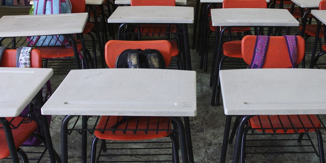 Un salón de clases en una fotografía ilustrativa.