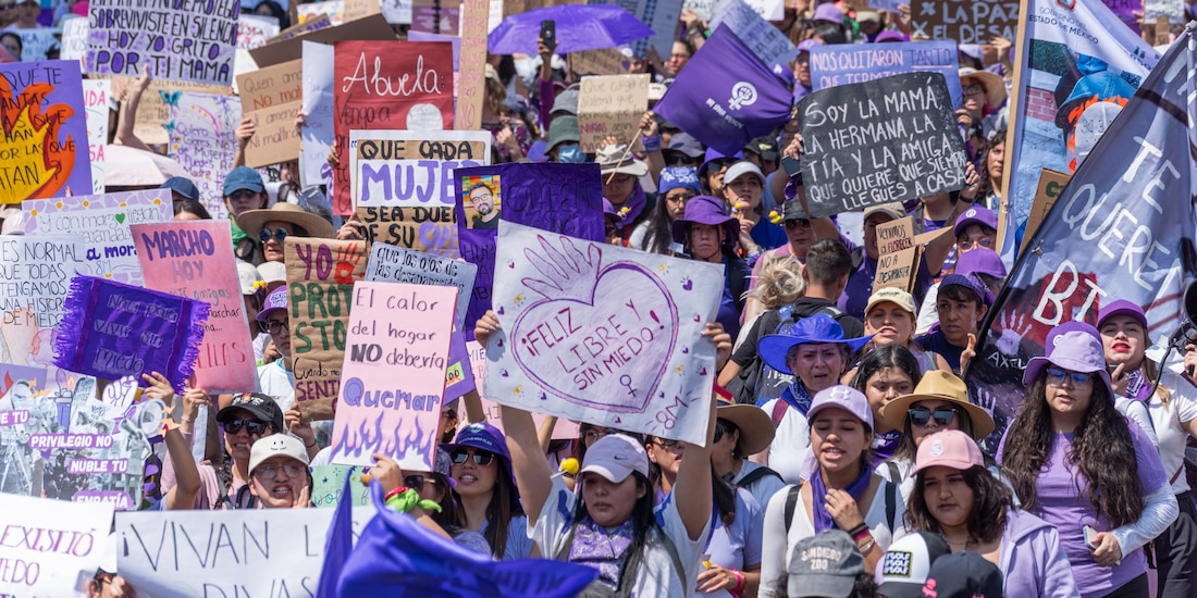 Marcha por el Día Internacional de la Mujer en la Ciudad de México, el 8 de marzo de 2026.