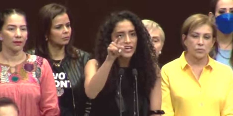 La diputada del PRD, Edna Díaz sostuvo que sus convicciones siguen firmes a pesar de las amenazas de muerte que ha recibido