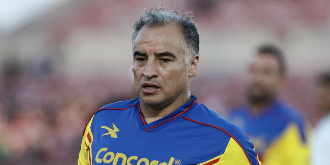 Fabián Estay revela uno de sus amoríos cuando jugaba en América.