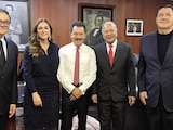 De izq. a der.: Benjamín Robles, Geovanna Bañuelos, Ignacio Mier (coordinador de senadores de Morena), Alberto Anaya (líder nacional del PT) y Alejandro González, ayer.