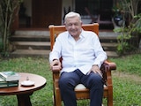 AMLO critica cambio de actitud de Trump con México y respalda a Claudia Sheinbaum