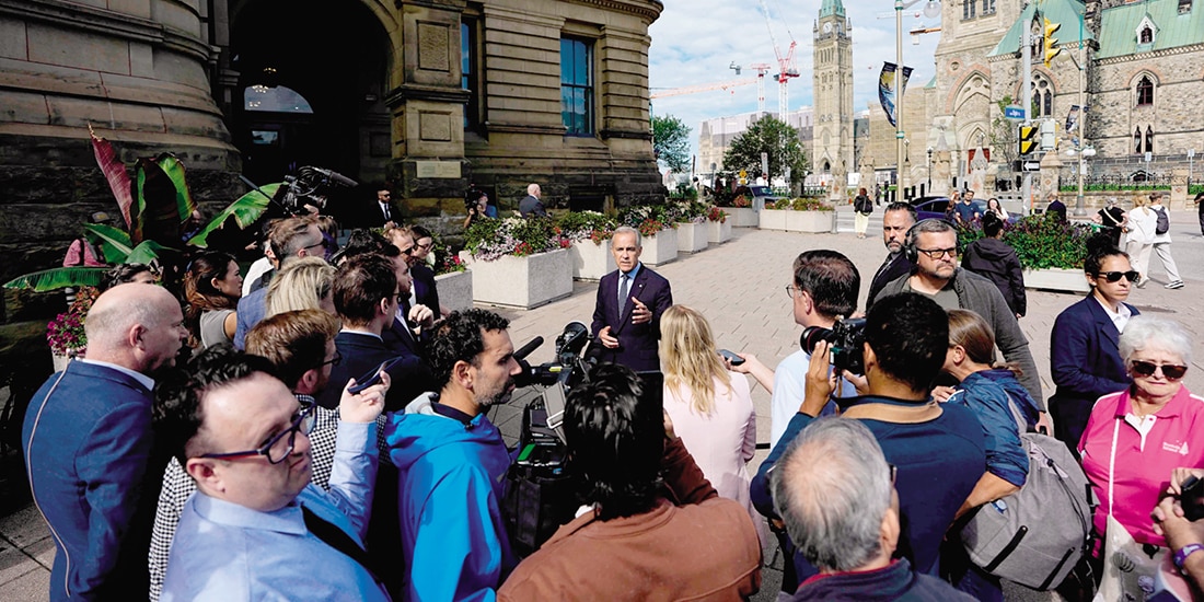 El primer ministro de Canadá, Mark Carney, en una rueda de prensa, ayer.