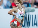 Ewa Swoboda saltó a la popularidad en París 2024 cuando hizo un saludo militar invertido en la pista de atletismo.