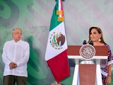 Mara Lezama, gobernadora de Quintana Roo con AMLO este viernes 6 de octubre del 2023.