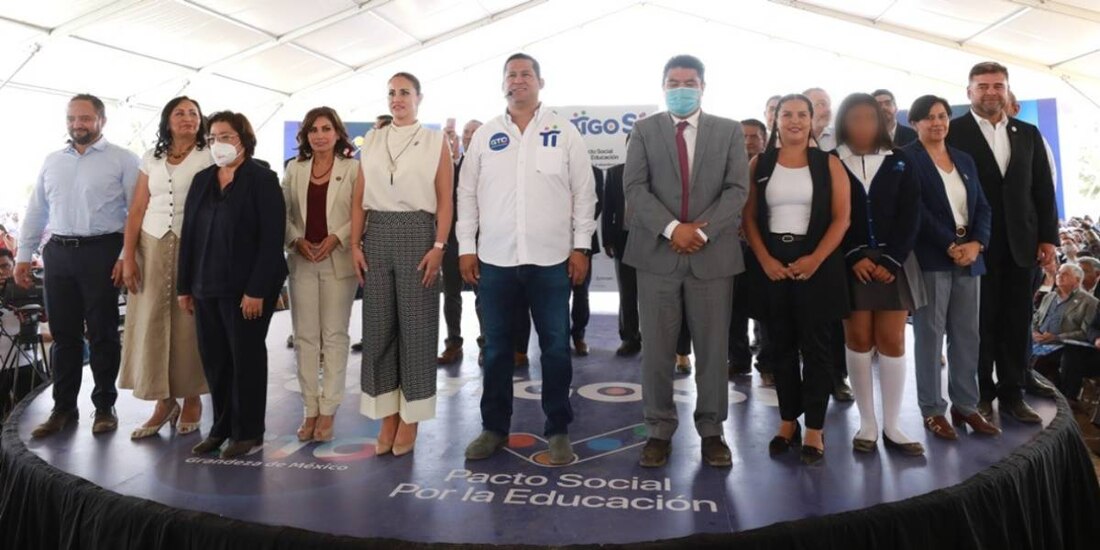 "Es momento de lograr una gran evolución en la educación de Guanajuato", dijo el gobernador Diego Sinhue.