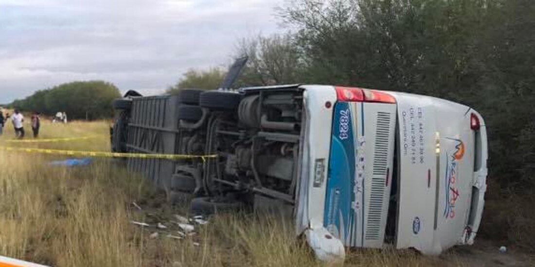 En el autobús viajaban 50 personas.