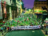 Miles de vecinos de Gustavo A. Madero acompañaron a la presidenta Claudia Sheinbaum en el Centro Histórico.