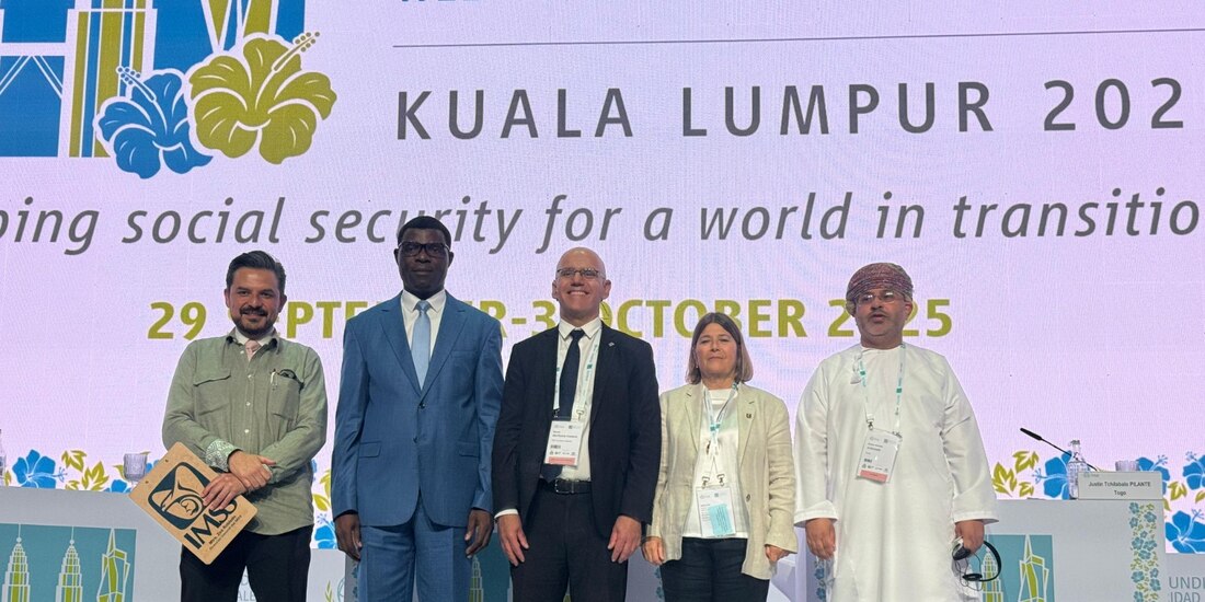 El director del IMSS, Zoé Robledo (1.o de izq. a der.), ayer, en el WSSF en Malasia.