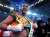 Tyson Fury campeón de peso completo del (CMB) estaría interesado en pasarse a la lucha libre.