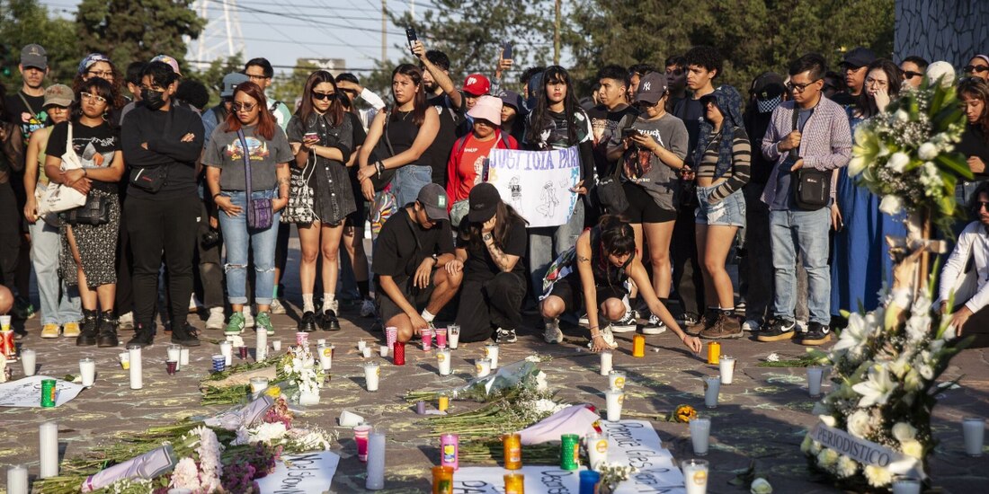 Fotógrafos y reporteros, ayer durante la manifestación.