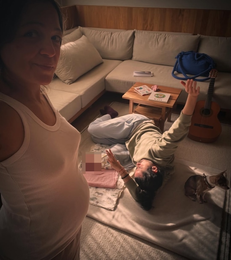 Natalia Lafourcade presenta a su bebé en su primer Día de las Madres