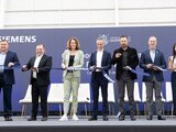 Mauricio Kuri inaugura la fábrica Kaizen de SIEMENS en Colón, Querétaro.