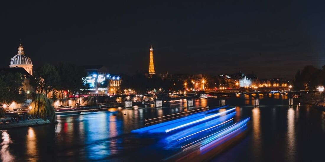 Hallan cuerpo descuartizado en una maleta bajo un puente en París.