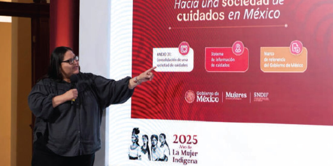 Citlalli Hernández Mora, titular de la Secretaría de las Mujeres, ayer en conferencia de prensa.