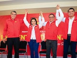Lorenia Valles Sampredo coordinadora estatal de Morena, en reunión con el Partido del Trabajo en Sonora.