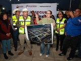 La alcaldesa Azucena Cisneros Coss encabeza la inauguración del Sendero Seguro en el fraccionamiento Las Américas.