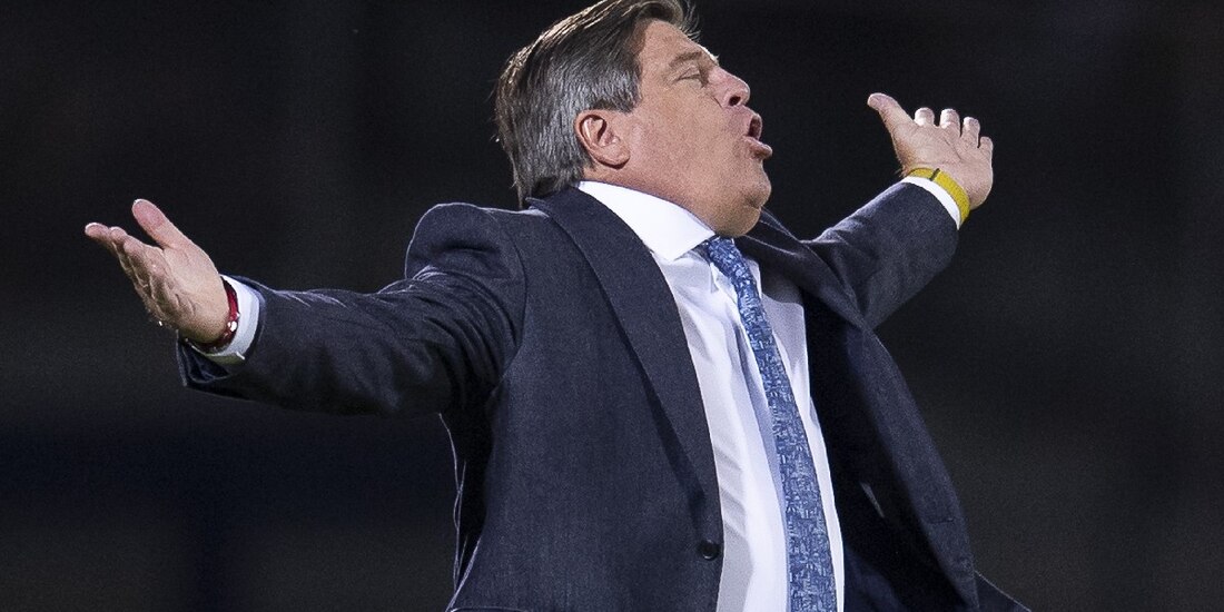 Miguel Herrera durante un partido de Tigres en el Torneo Apertura 2022 de la Liga MX.