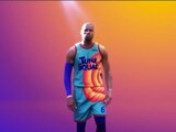 Lebron James con el uniforme que lucirá en la película Space Jam 2.