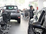 EL INDICADOR complementario sobre la planeación de algún miembro del hogar para
comprar un auto nuevo o usado en los siguientes dos años subió 0.1 puntos en junio.