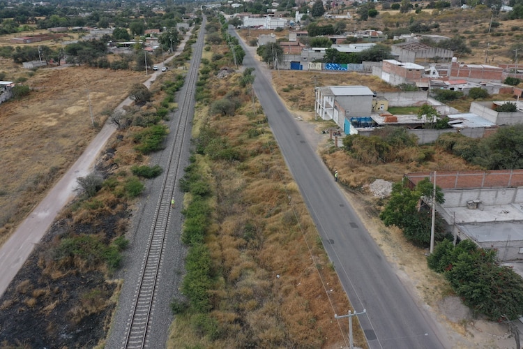 Avanza construcción del Tren del Norte en rutas estratégicas del país.