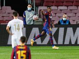 El delantero Ansu Fati celebra su gol de ayer en el Camp Nou.
