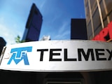 Logo de Teléfonos de México (Telmex), en una fotografía ilustrativa.