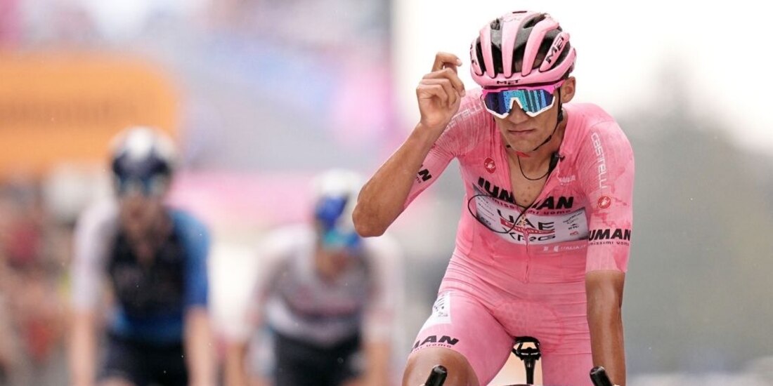 Isaac del Toro reconoce el trabajo de Simon Yates.