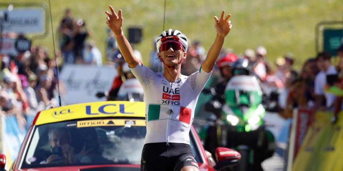 Isaac del Toro participa por primera vez en el Tour de France.