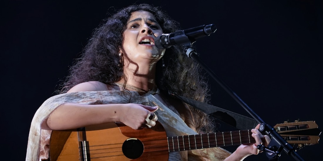 Silvana Estrada ofrece un show íntimo con corazón altruista