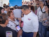 El político michoacano Carlos Torres Piña ha implementado un esquema de interlocución directa en diversas regiones de la entidad.