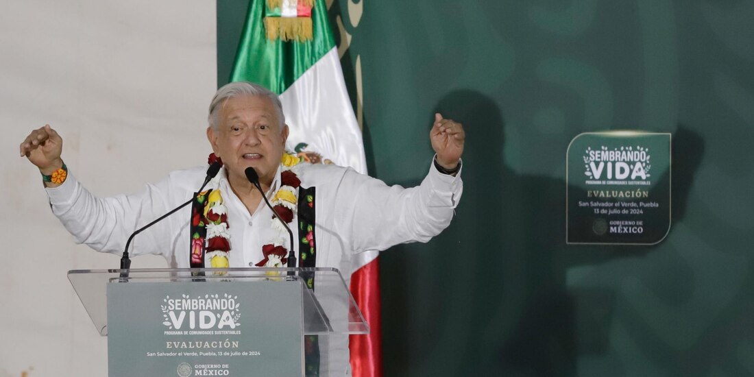 El Presidente de la República Andrés Manuel López Obrador exhorta a la oposición hacer una autocrítica o 'no le va a ir bien'.
