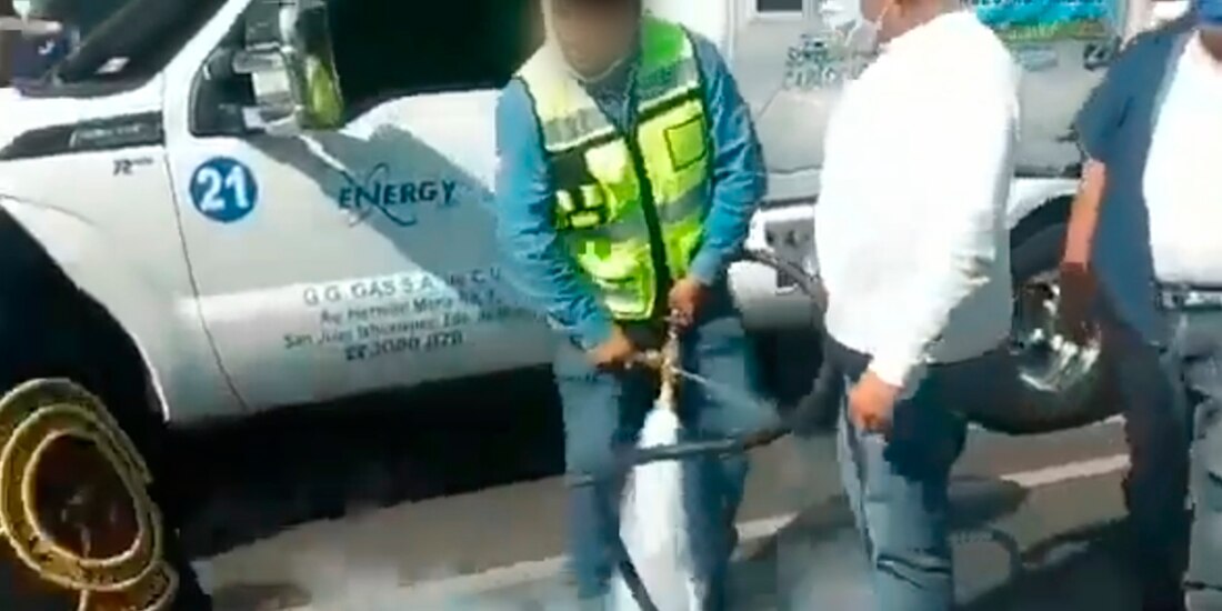 El pasado 11 de octubre, Guillermo "N" atacó a policías preventivos de la SSC con una manguera de gas LP y amagó con prenderles fuego; fue vinculado a proceso por la Fiscalía de la CDMX.