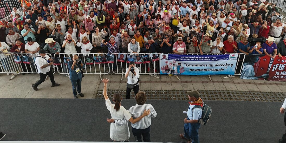 La Presidenta Claudia Sheinbaum y la gobernadora del Estado de México, Delfina Gómez-